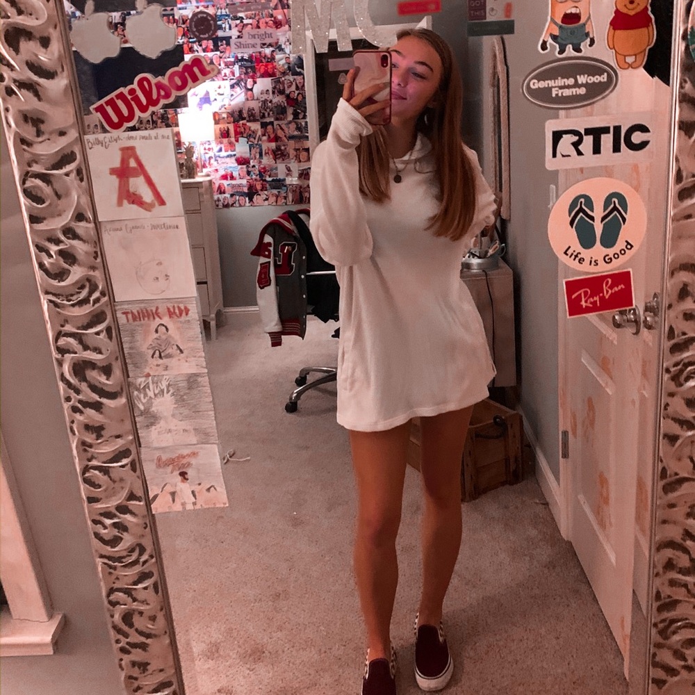 white sweatshirt